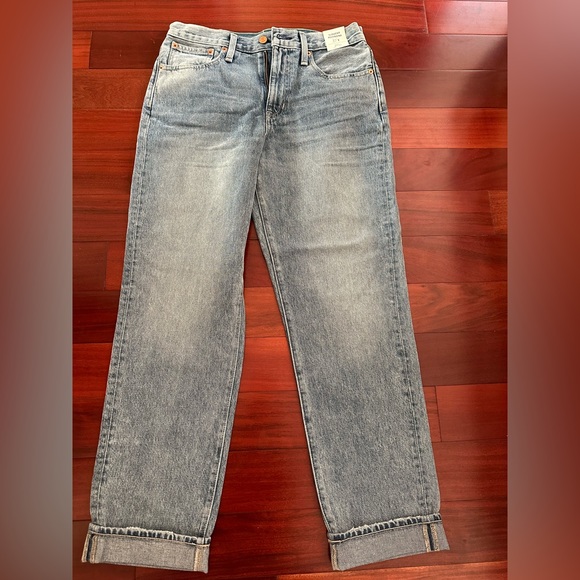 Jean - Picture 1 of 3